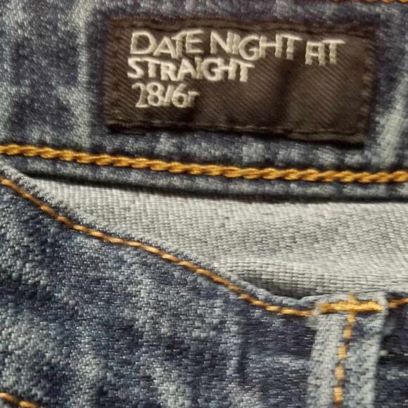 Nine West Date Night Straight Distressed Jeans with Bling on Back Pockets  6/28 - Picture 3 of 13